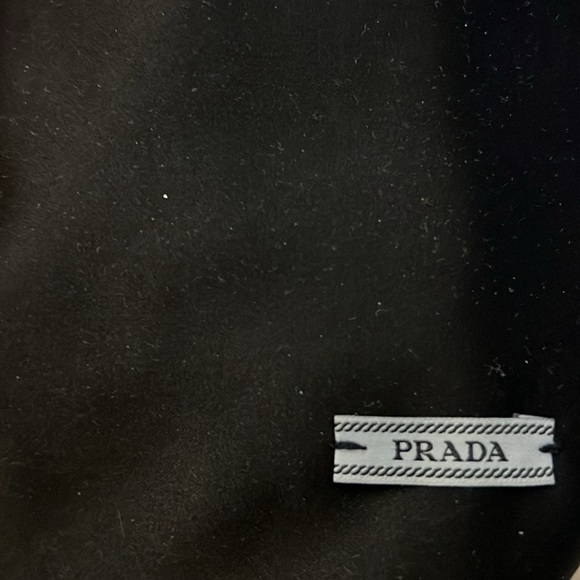 Parada Saffiano lock leather flap wallet with chain card - Picture 13 of 16